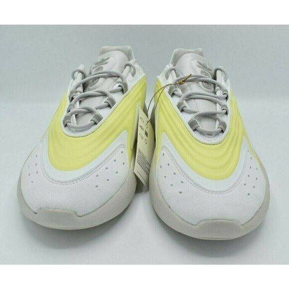 Athletic_Shoes